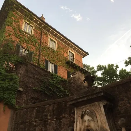 Campo De Fiori Apartament