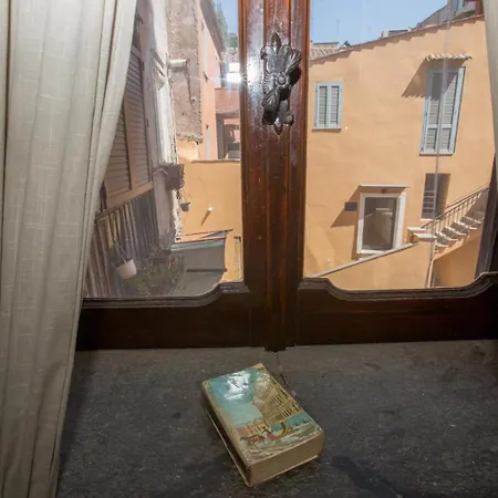 Διαμέρισμα Campo De Fiori *